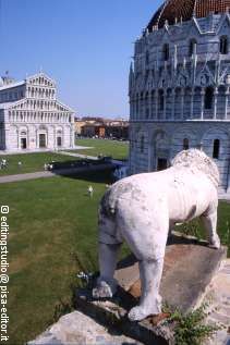 Monumento del Leone al Camposanto Monumentale di Pisa