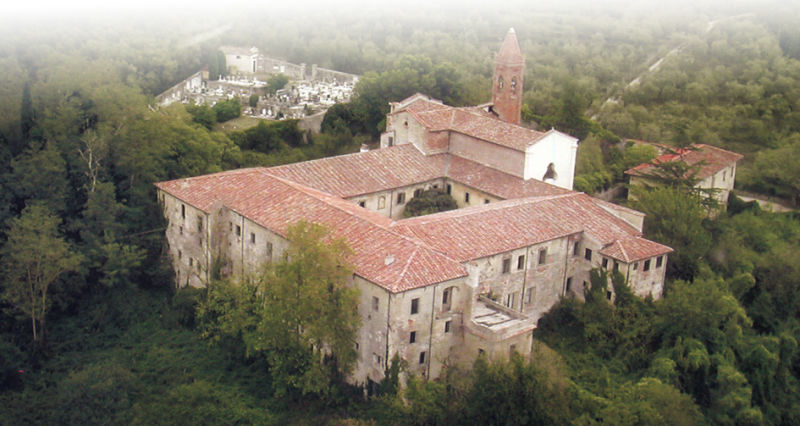 Abbracciamo il convento di Nicosia a Calci Pisa