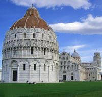 piazza dei miracoli pisa